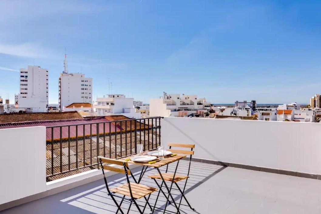 Blife Anya Private Rooms Faro Ngoại thất bức ảnh